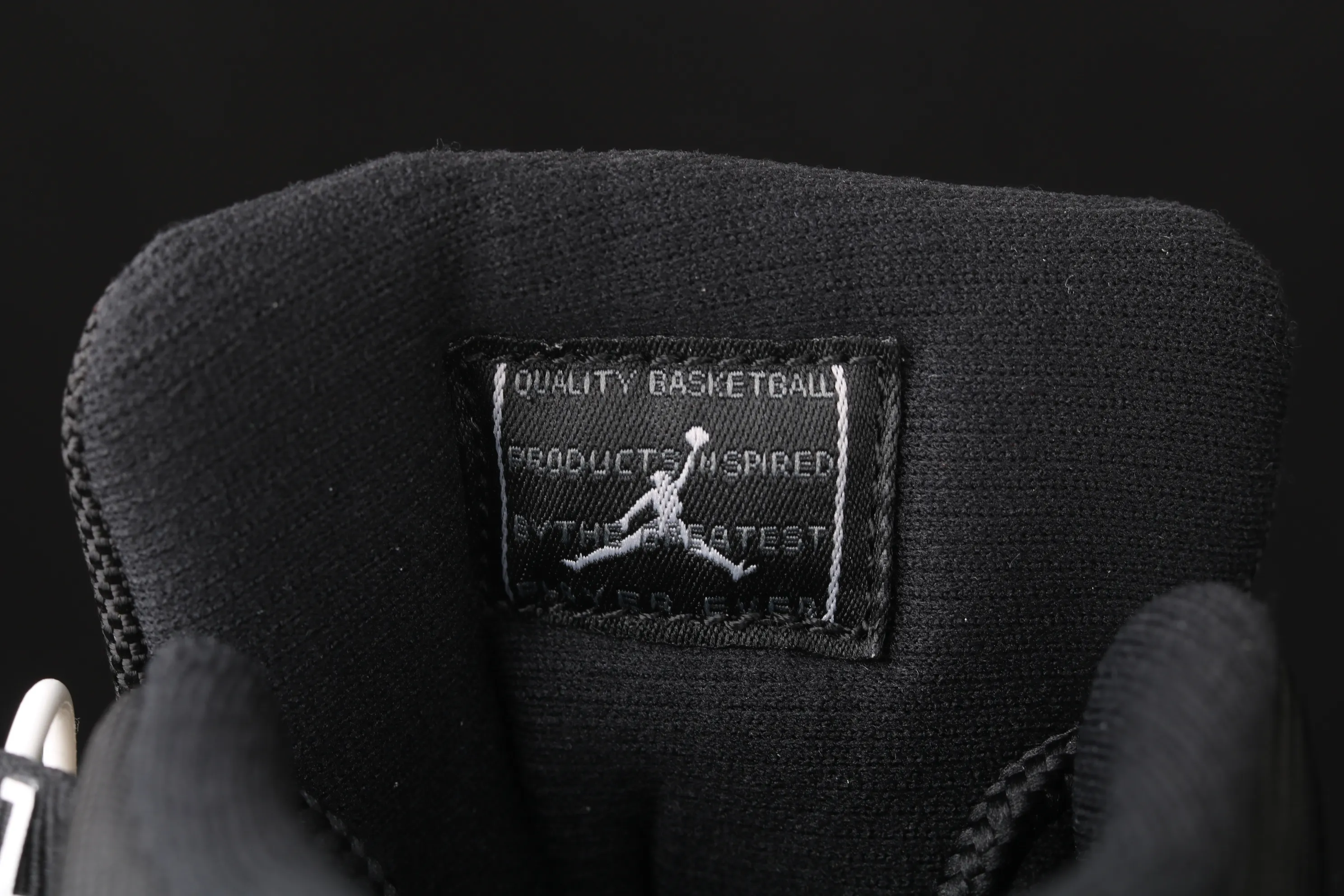 All Categories Air Jordan Jordan Series Basketball Shoes Air Jordan 11 J Edition Air Jordan 11 "25th Anniversary" AJ11 Joe 11 Devil II Genuine Standard Real Carbon CT8012-011
